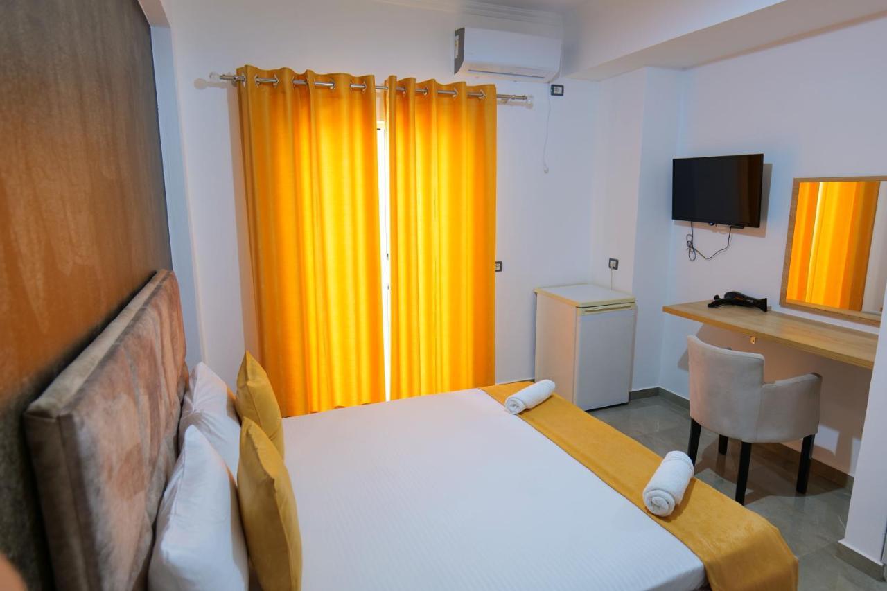 Hotel Adi-Vera Sarande Ngoại thất bức ảnh